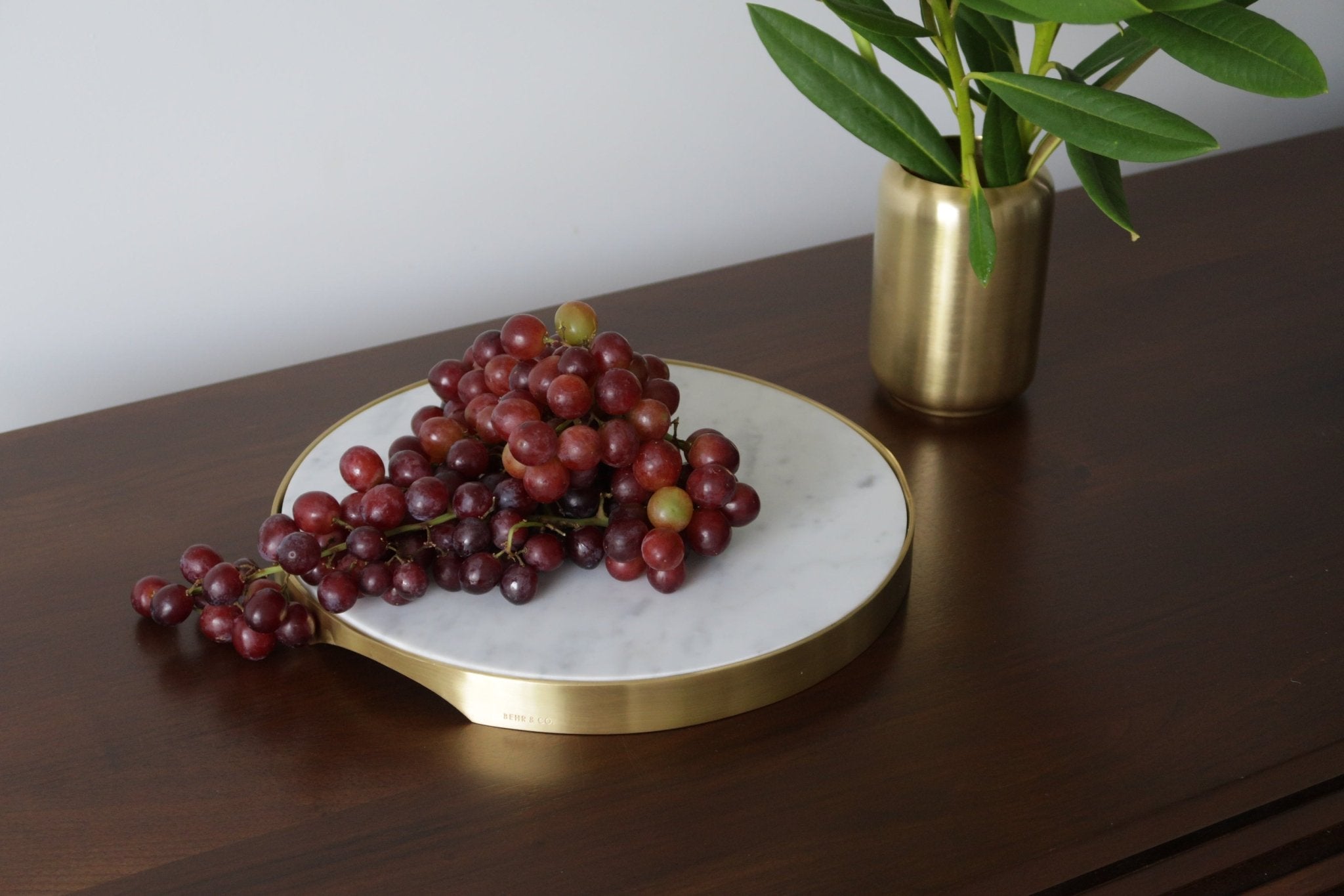 GEO GRAZING BOARD ROUND | Brass & Carrara - Shop premium Home Decor for modern interiors - premium homewares - luxury home decor online