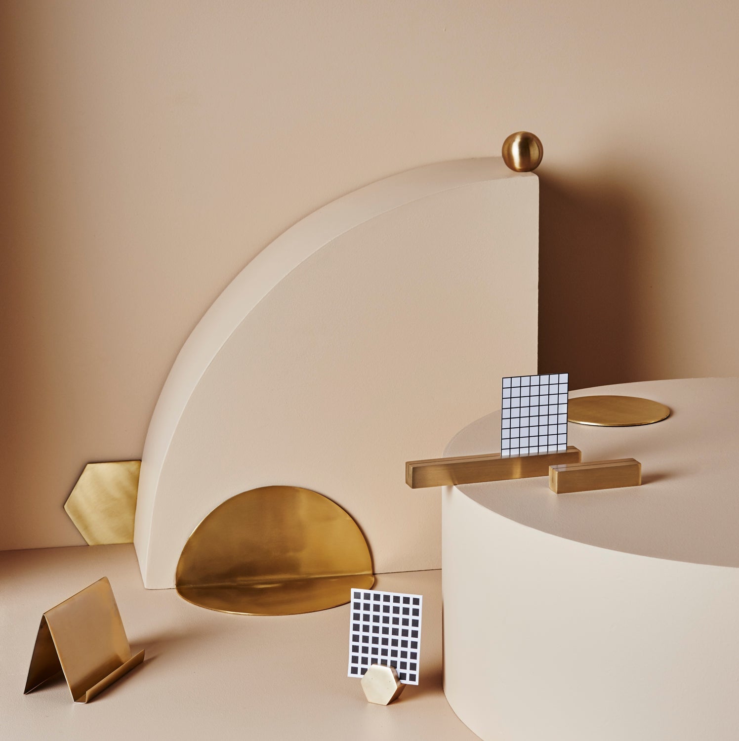 PHOTO BARS | Brass