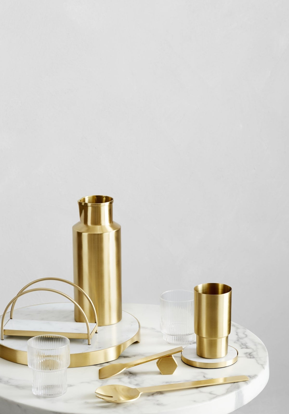 GEO NAPKIN HOLDER | Brass & Carrara Home Decor B E H R & C O.