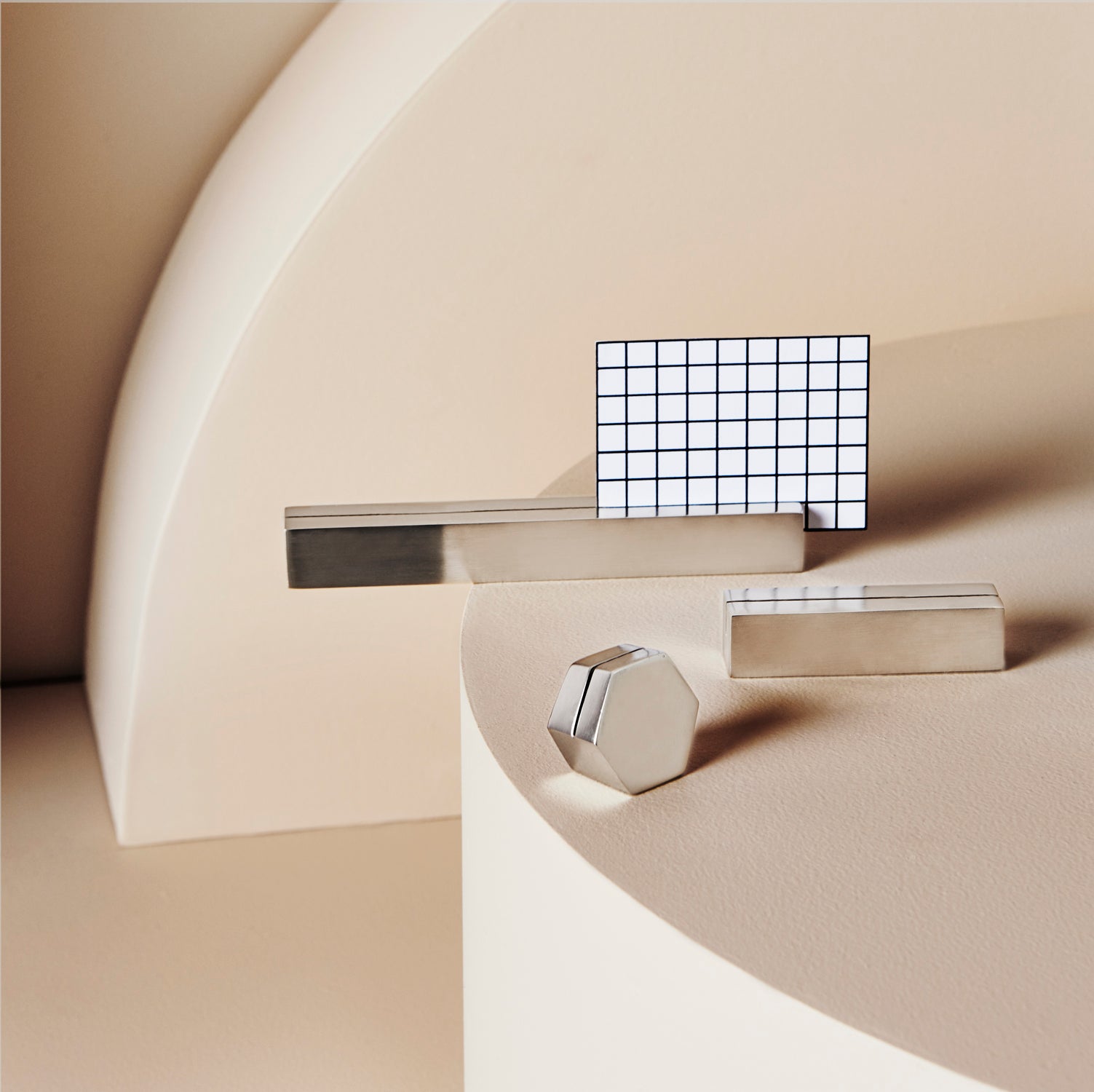 PHOTO BARS | Nickel